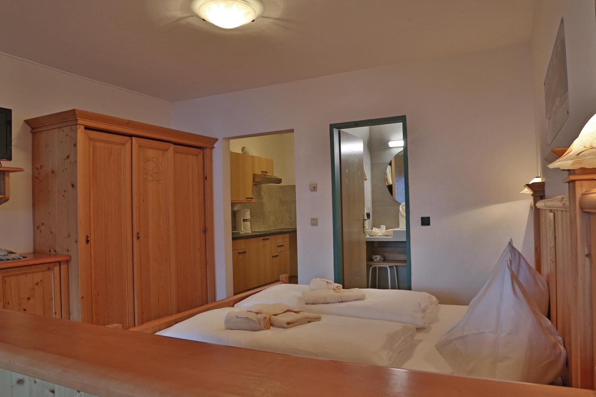 Aparthotel Paradies - Schrempfgut Flachau Ngoại thất bức ảnh